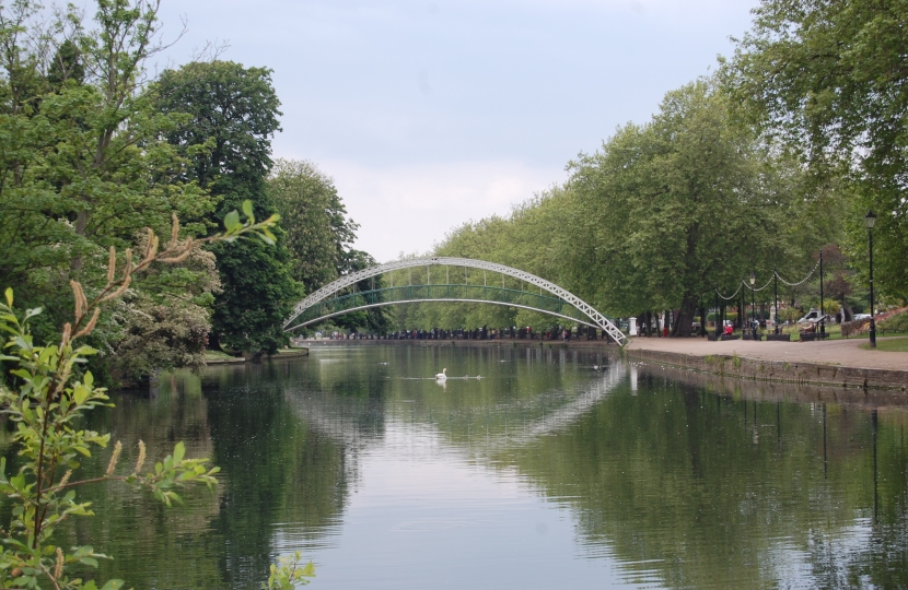 Bedford Embankment